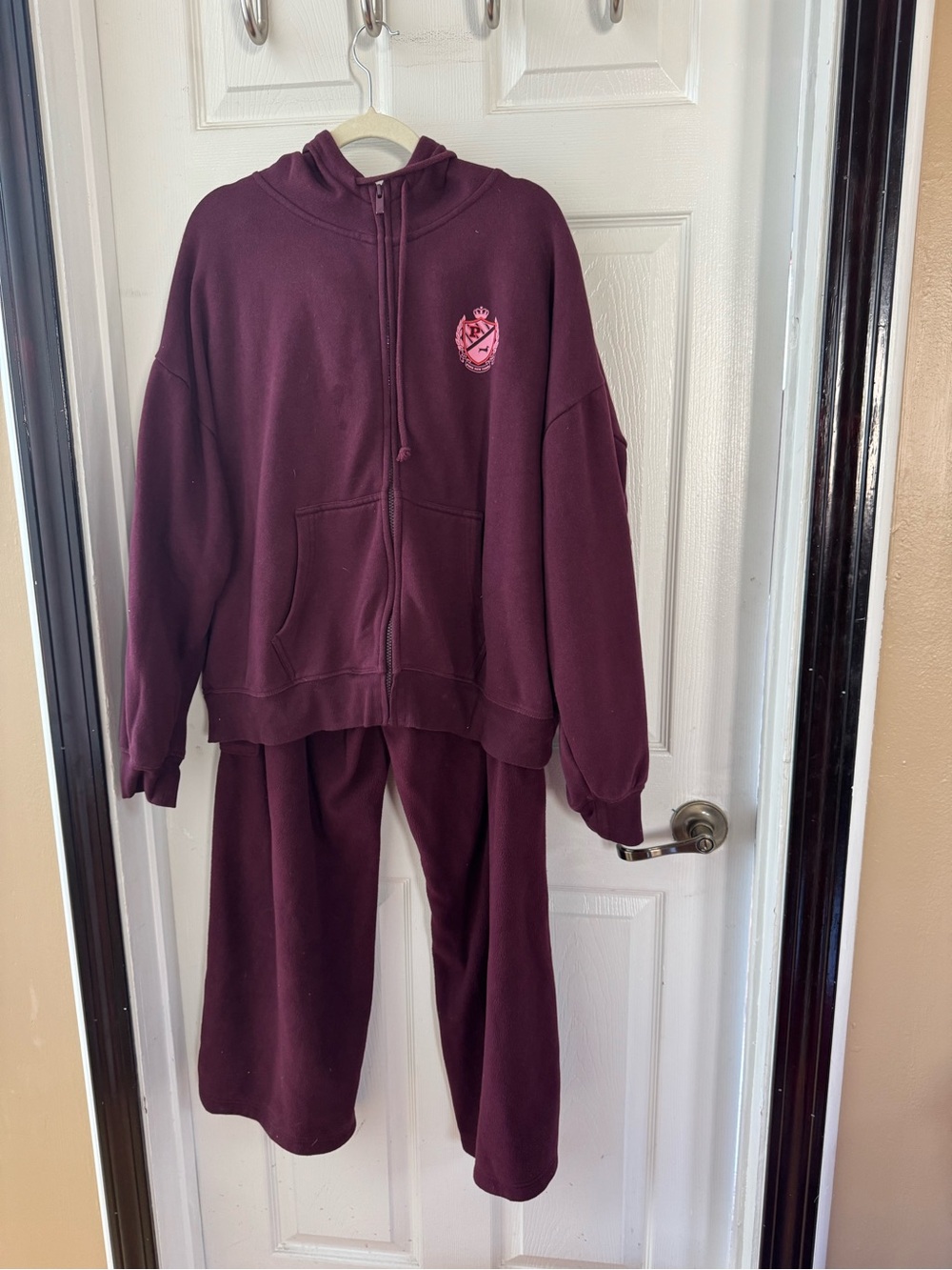 PINK Victoria's Secret women Burgundy Zip-Up Hoodie & Pants Set